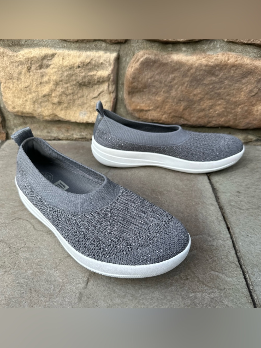 FitFlop Women’s Size 7 Uberknit Slip On Ballerina Flat Sneakers Metallic Pewter